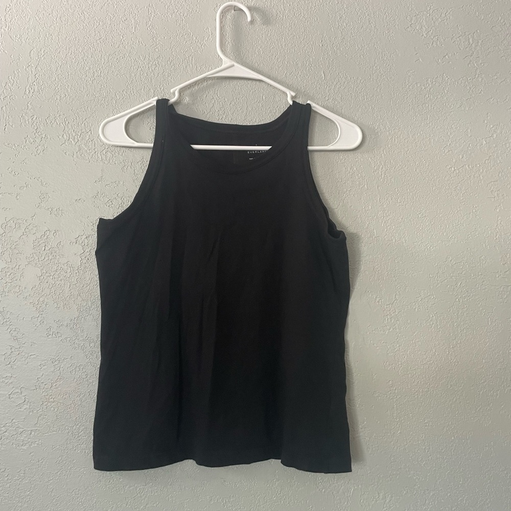Everlane black tank